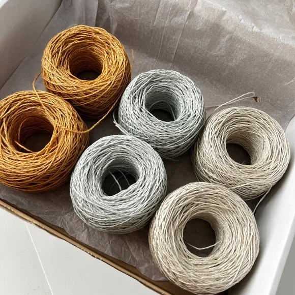 Set of Six 100% linen Yarn Spools - Picture 4 of 5